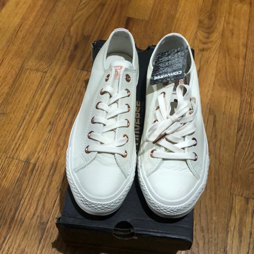 UNISEX Converse Egret/BlushGold/VaporPink Sneakers